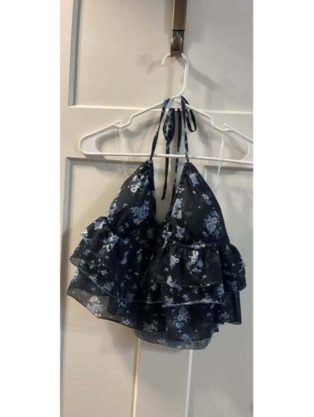 Wild Fable blue floral ruffle halter top womens size small